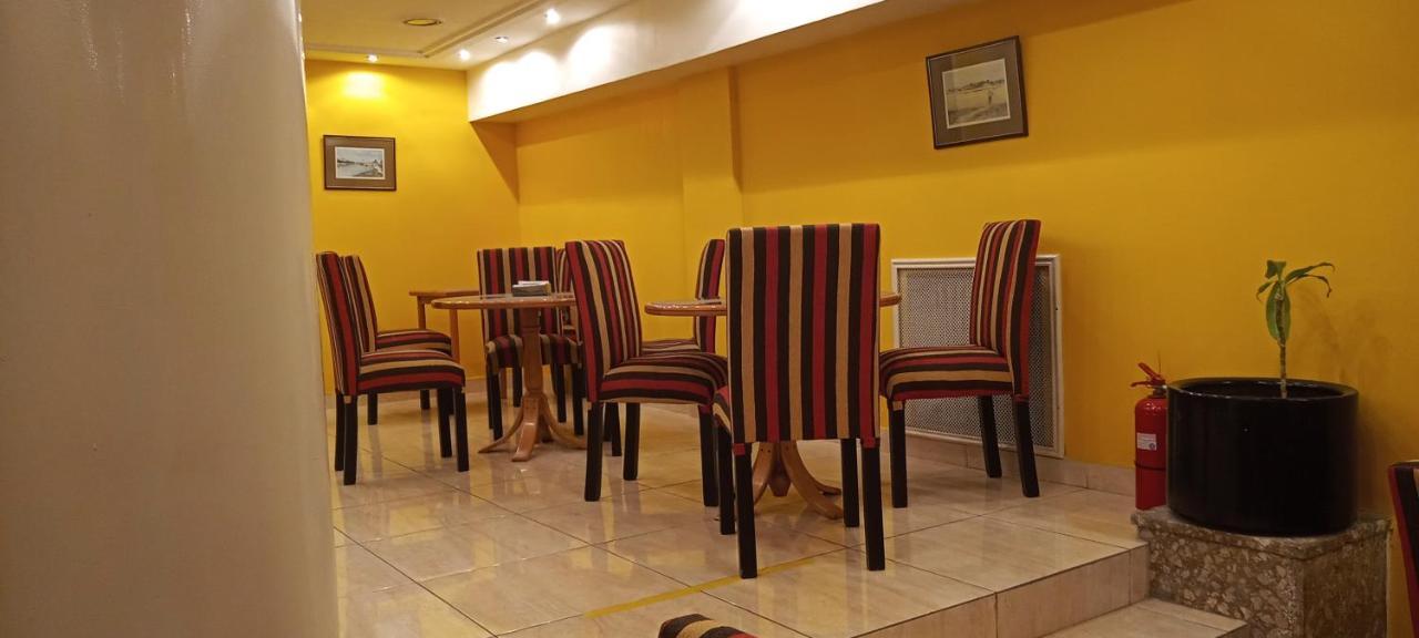 Hotel Tres Sargentos Buenos Aires Esterno foto