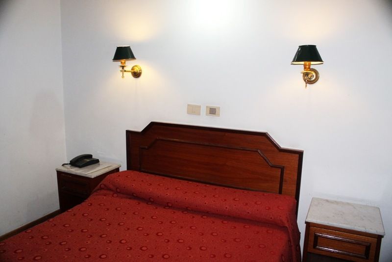 Hotel Tres Sargentos Buenos Aires Esterno foto