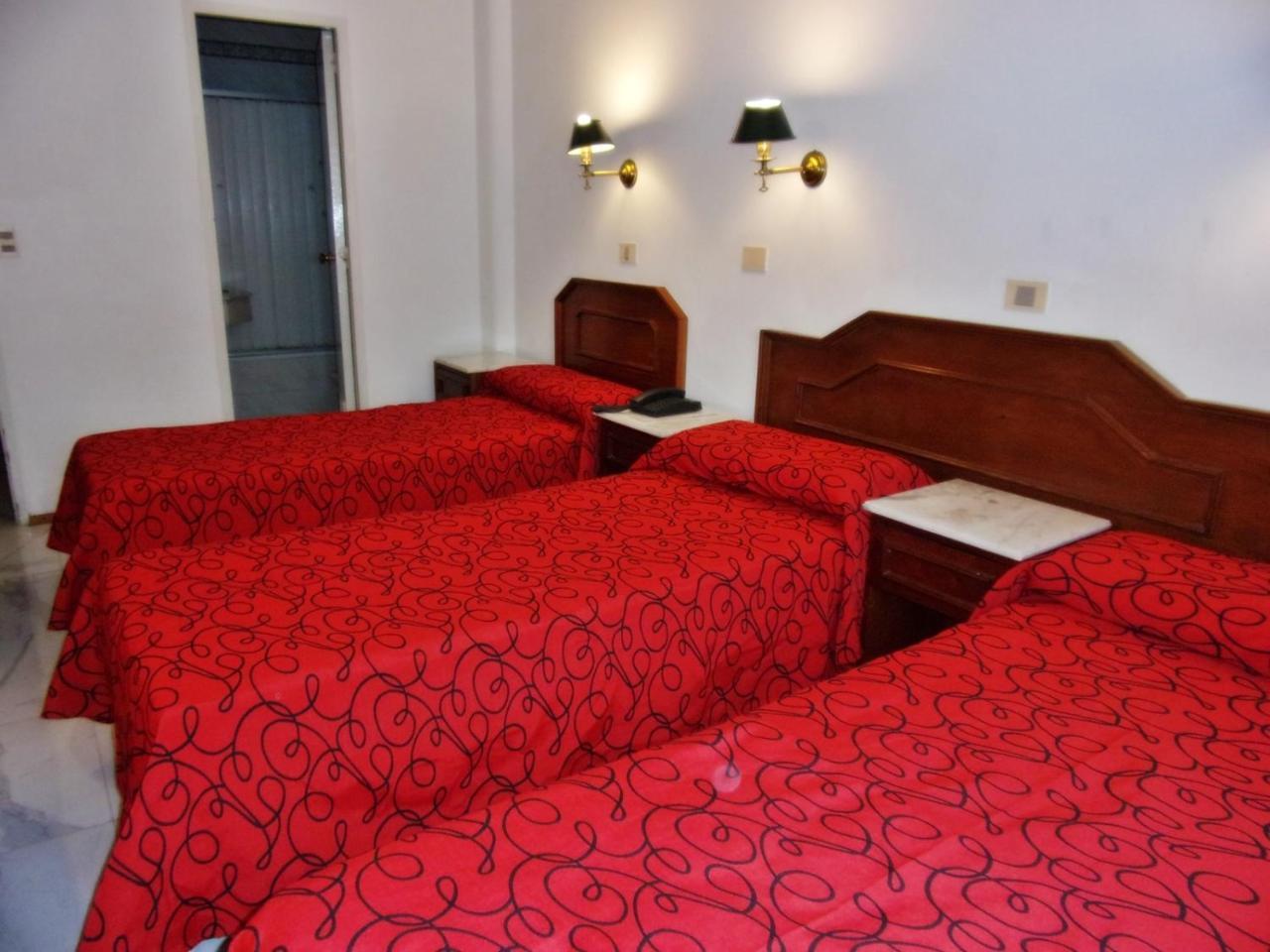 Hotel Tres Sargentos Buenos Aires Esterno foto